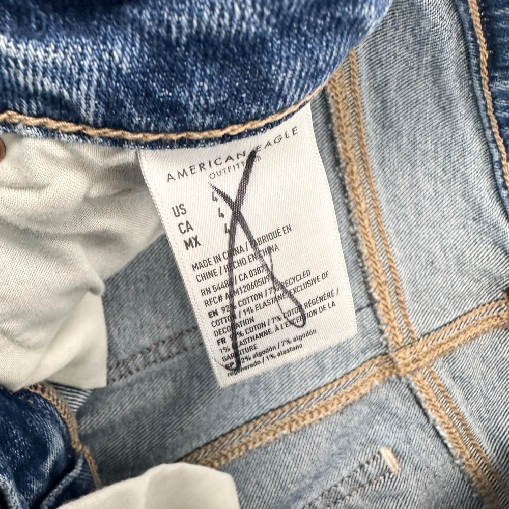 American Eagle Distressed Stretch Denim Shorts Rare Factory Sample Pair Sz 4 - Picture 5 of 7